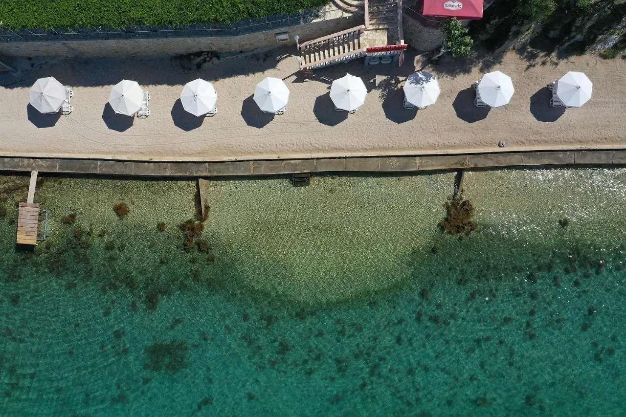 Hotel Pension Augustino Miletici