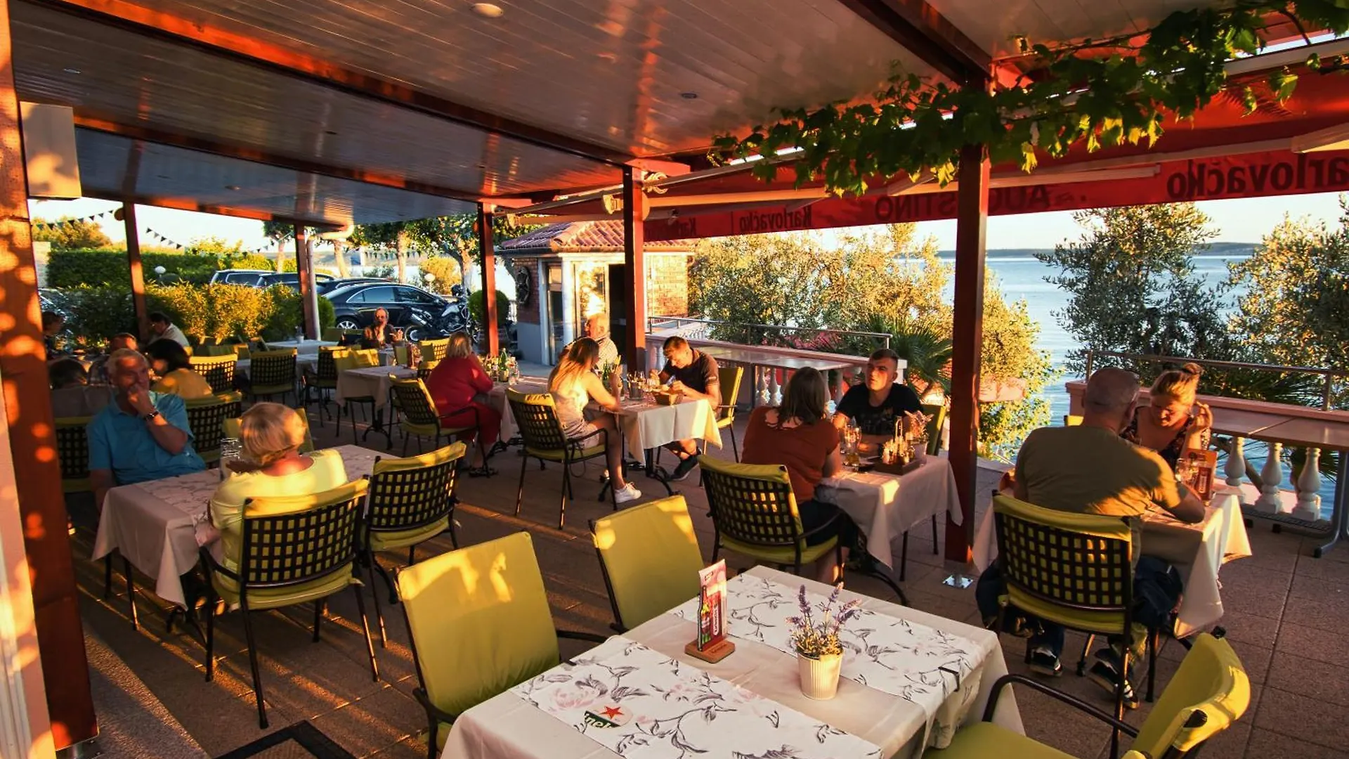 Hotel Pension Augustino Miletici